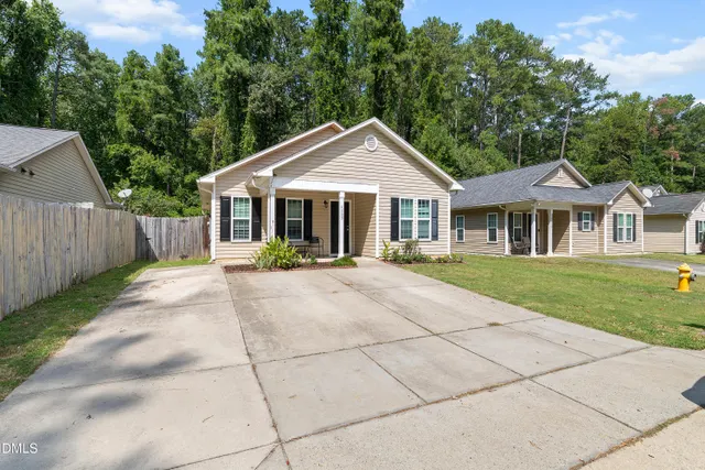 Popular Augusta Crossing Real Estate