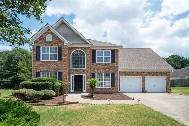 Popular Sandy Glen Real Estate