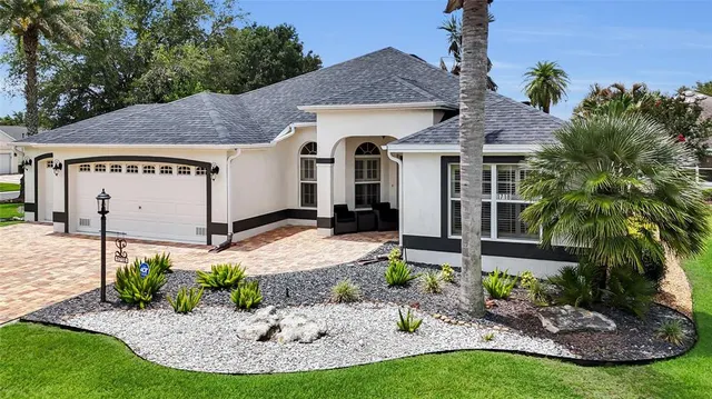 Popular VILLAGE OF POINCIANA Real Estate