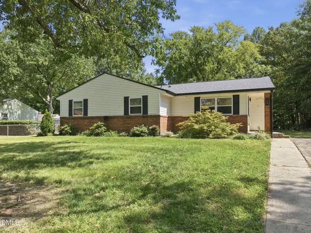 Popular Birchwood Heights Real Estate