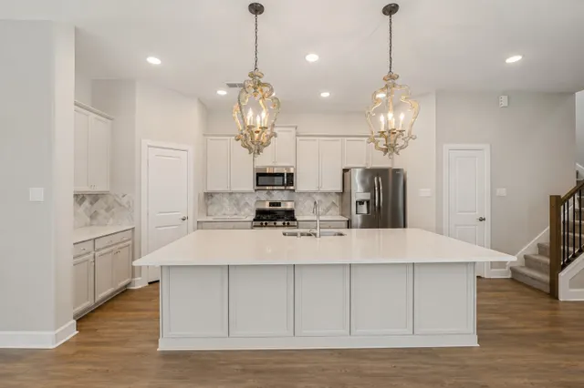 Popular Sienna Sec 27 Real Estate