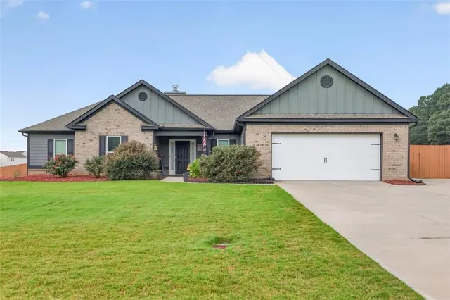 Popular McMillian Crossing Real Estate