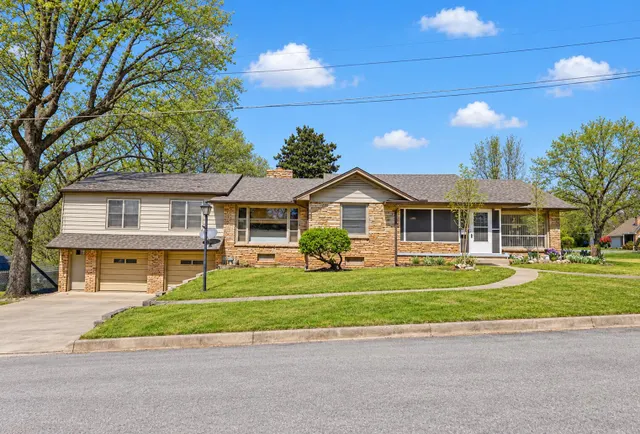 Cheap Neosho Heights Real Estate