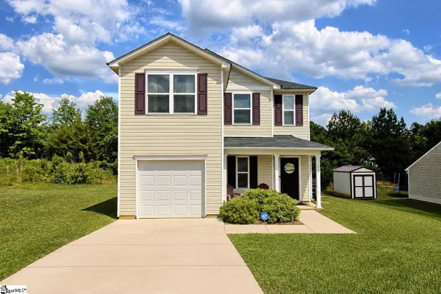 Popular Pinehaven Pointe Real Estate