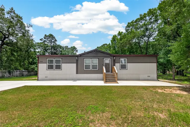 Popular Cedar Bend Real Estate