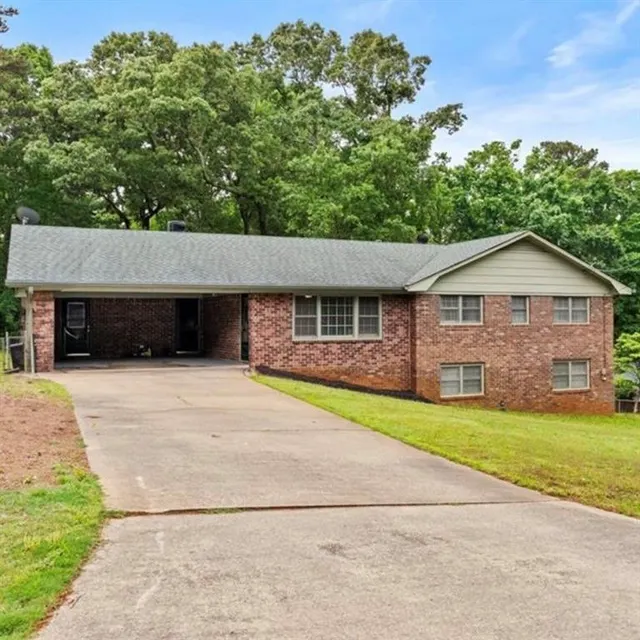 Cheap Holiday Heights Real Estate