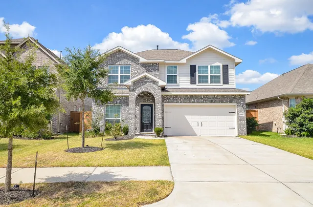 Cheap Vanbrooke Sec 1 Real Estate