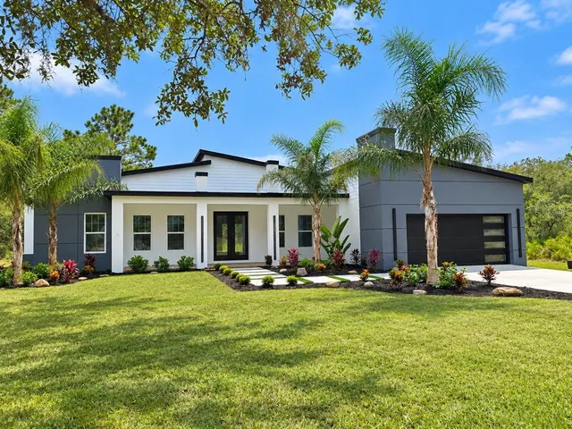 Popular ROYAL TRAILS UNIT NO. 1 Real Estate