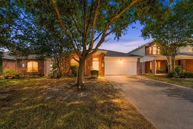 Cheap Bella Sera Real Estate