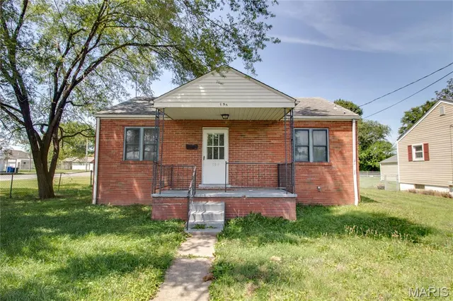 Popular Altwood Sub Real Estate