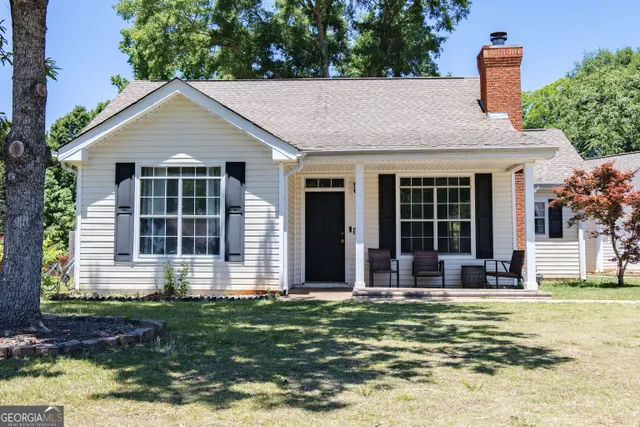 Cheap Ashton Manor Real Estate