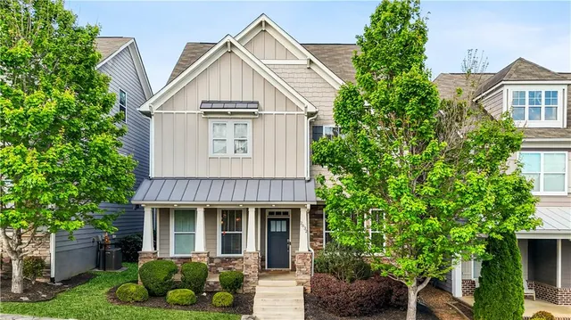 Popular West Highlands Real Estate