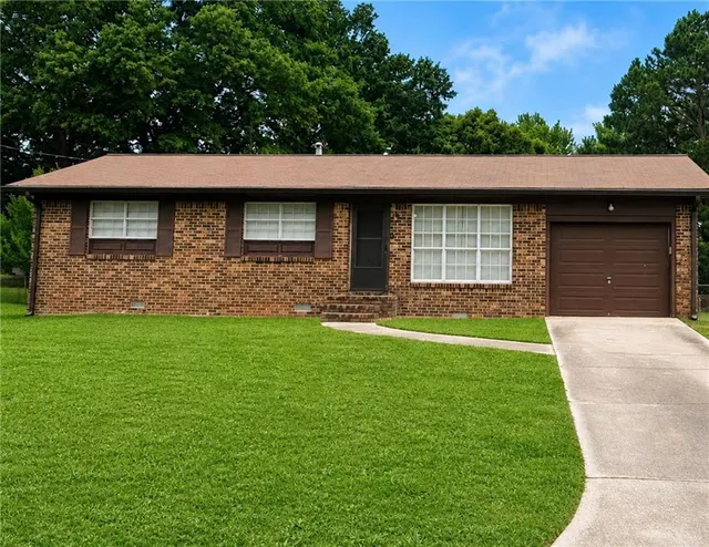 Cheap NORTH RIDGE Real Estate
