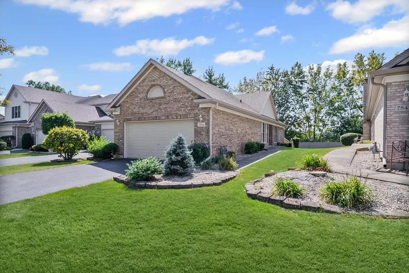7841 Bristol Park Drive, Tinley Park, IL, 60477 - Photos, Videos 
