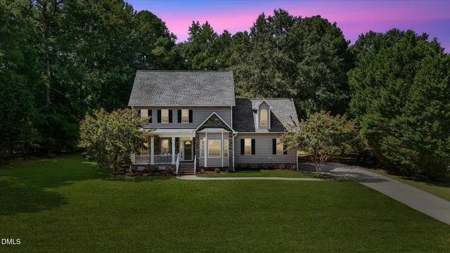 Popular Fox N Hounds II Real Estate
