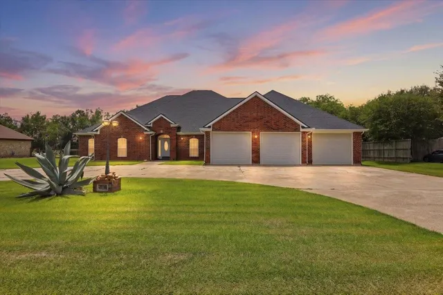 Popular Grand Oaks Real Estate