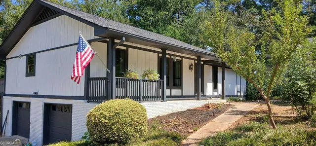 Popular SMITHSONIA Real Estate