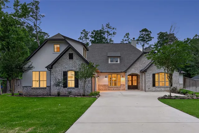 Popular Carriage Hills 01 Real Estate