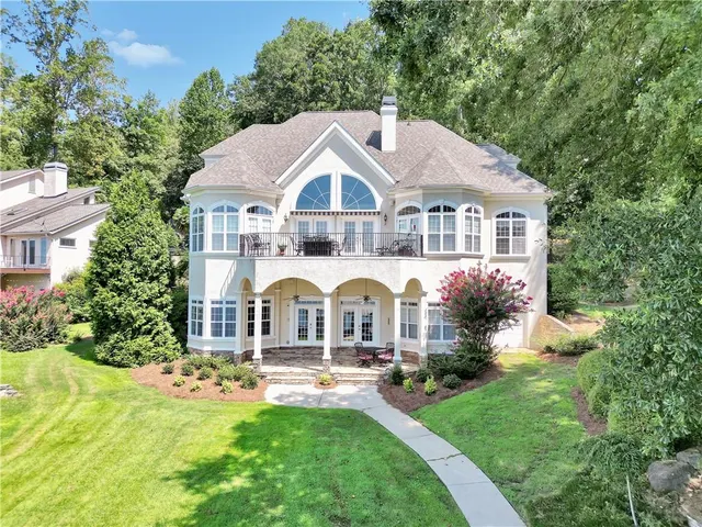 Popular MONTICELLO Real Estate