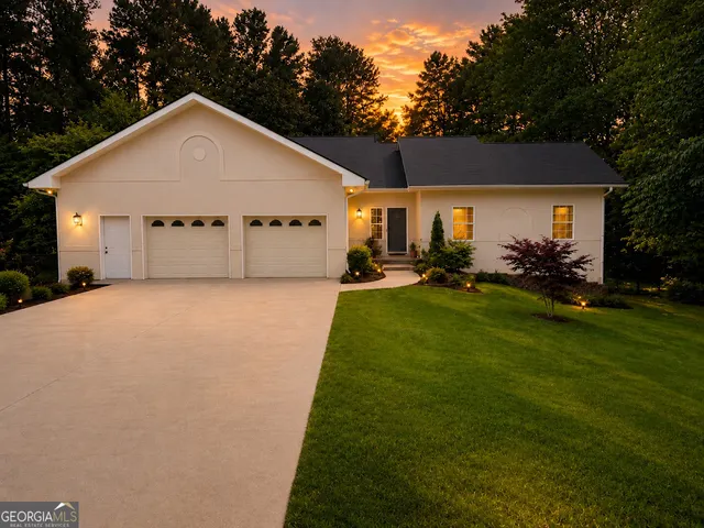 Popular St. Andrews Country Club Real Estate