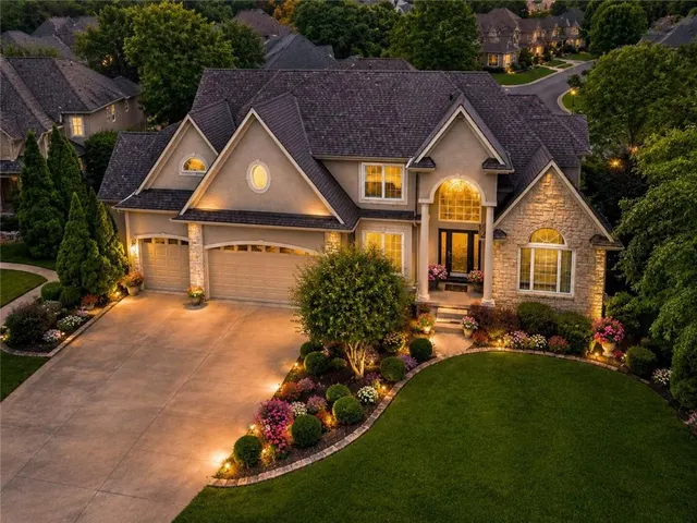 Popular Nottingham St. Andrews Real Estate