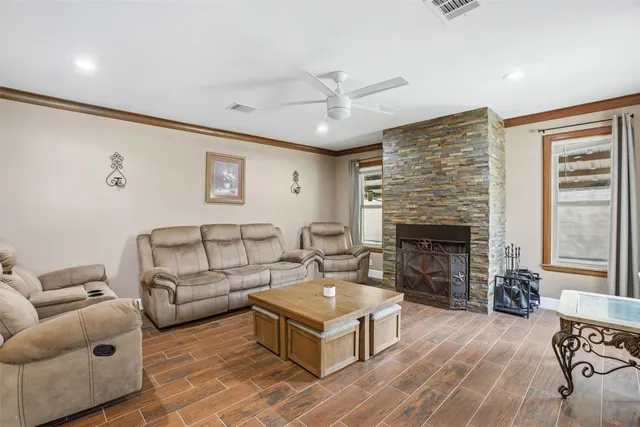 Popular Kings Colony 01 Real Estate