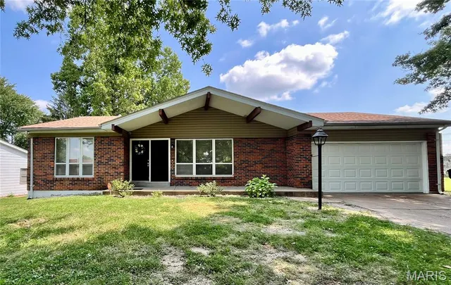 Popular Fox Woods One Real Estate