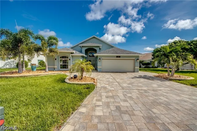 Expensive SABAL SPRINGS GOLF AND RACQUET CLUB Real Estate