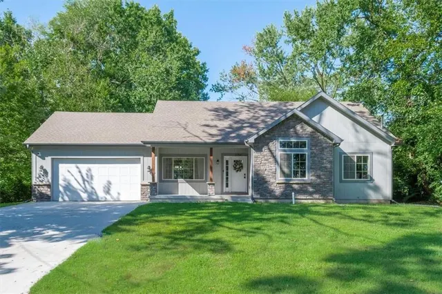 Popular Brune Real Estate