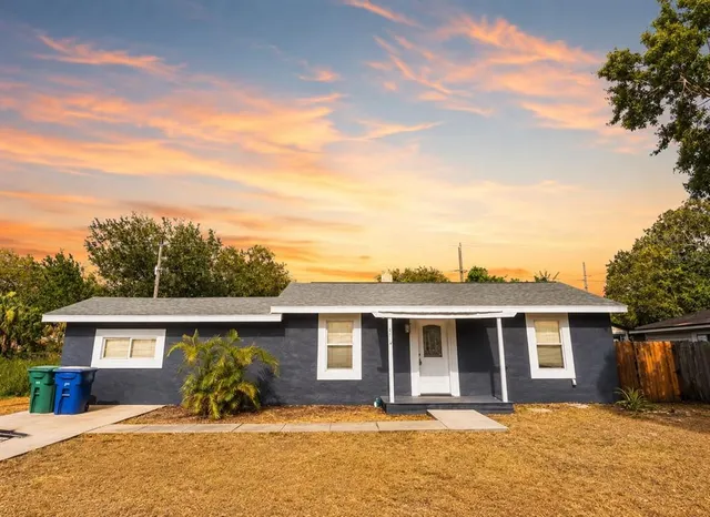Popular TROPICAL PINES Real Estate
