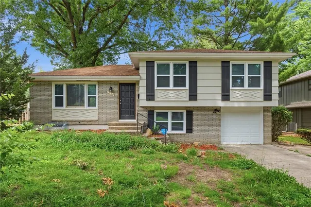 Popular Fairwood Real Estate