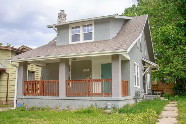 Popular Parkwood Real Estate