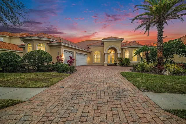 Popular GRAND HAMPTON PH 1A Real Estate