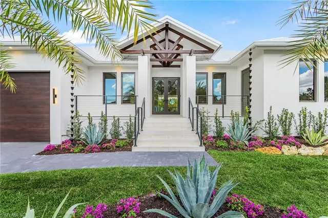 Popular COCONUT RIVER Real Estate
