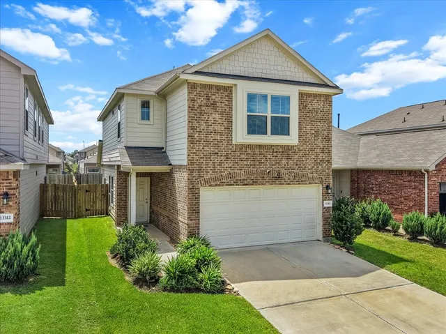 Popular South Meadow Place Real Estate
