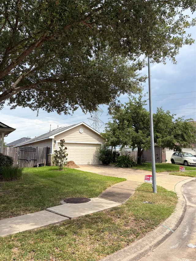 Popular Crossbend Village Sec 1 Real Estate