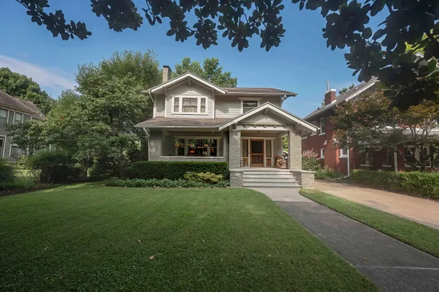 Expensive Pickwick Place Real Estate