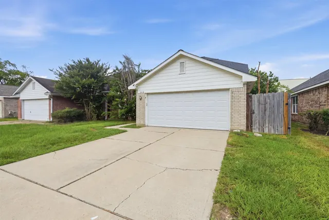 Popular Lancaster Sec 02 Real Estate