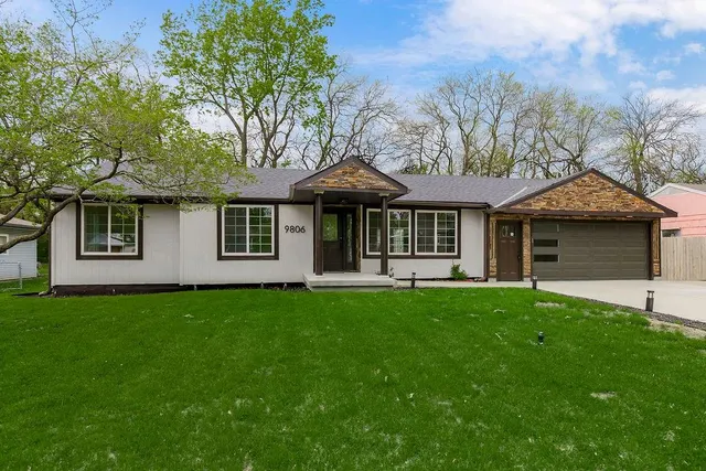 Popular Fairlane Real Estate