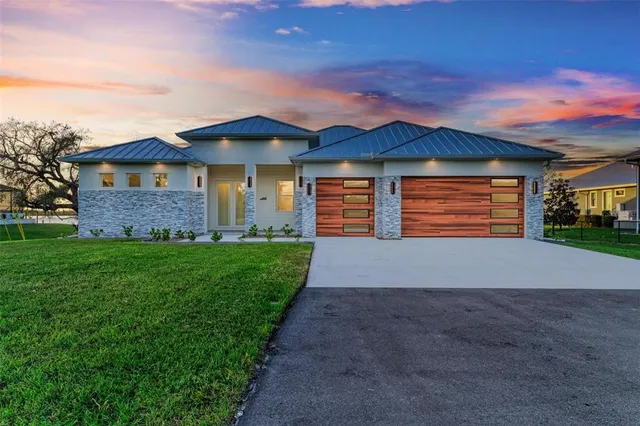 Popular CLEVELAND NORTH Real Estate