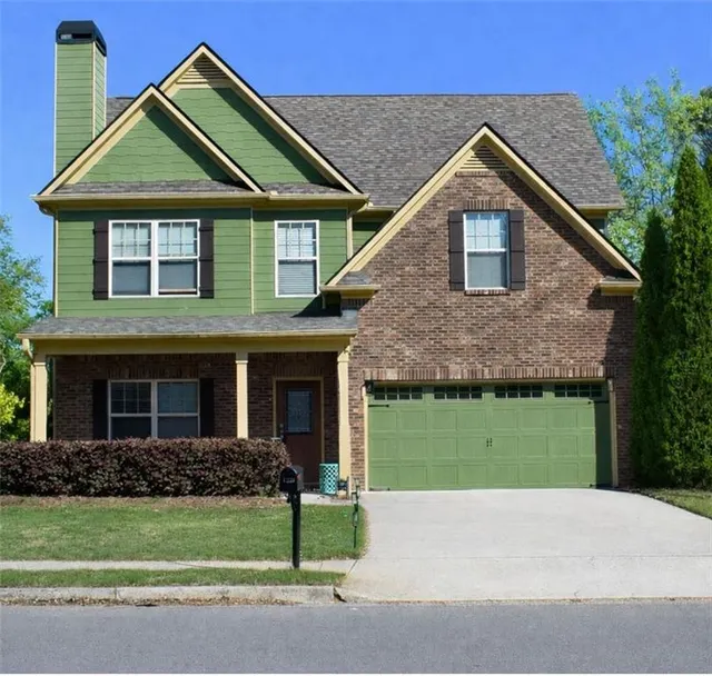 Popular CASTLEBERRY HILLS Real Estate