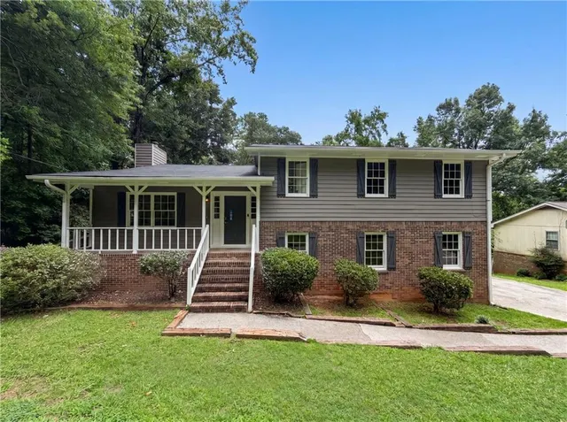 Cheap Pinecrest Forest Real Estate