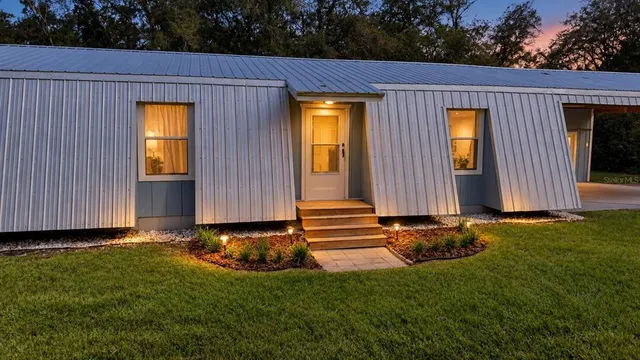 Popular TRI-CITY OAKS Real Estate