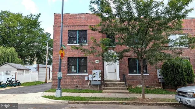 Popular Old City  Real Estate