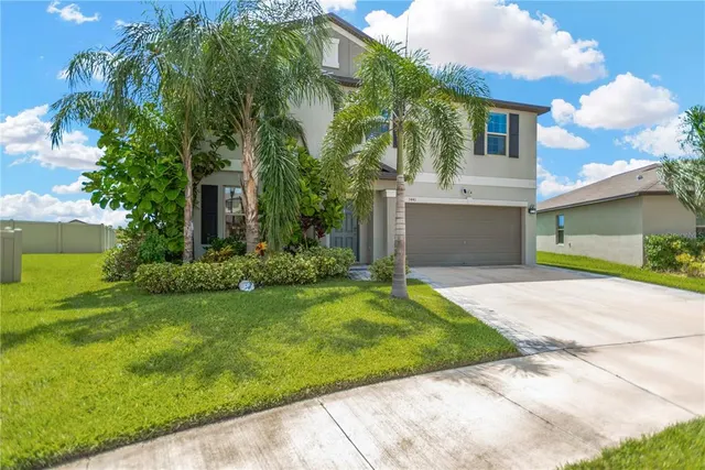 Popular LYNWOOD ESTATES Real Estate