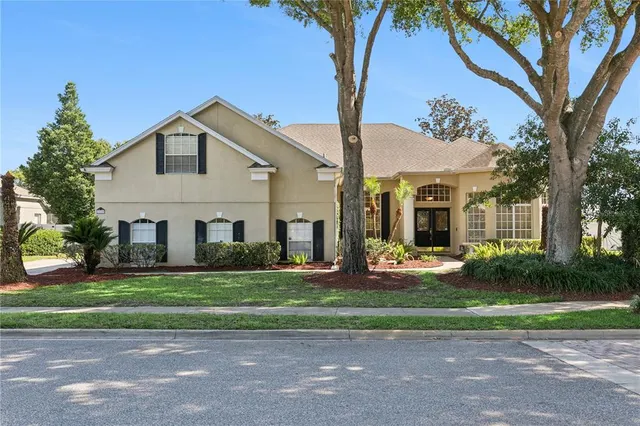 Popular BERINGTON CLUB PH 1 Real Estate