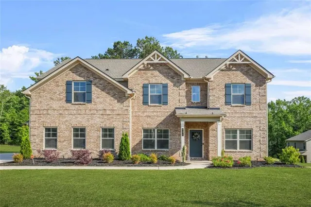 Popular Traditions of Crystal Lake Real Estate