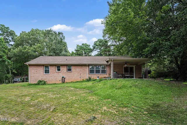 Popular Rose Manor Real Estate
