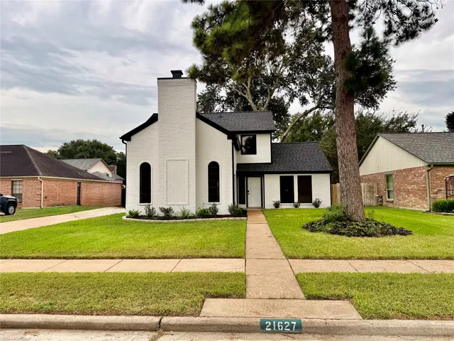 Expensive Memorial Pkwy Sec 09 Real Estate