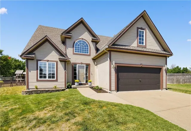 Popular Cheddington Real Estate